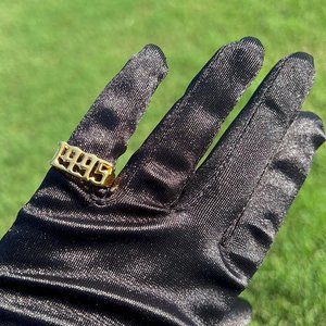 1995 Old English Birth Year Gold Metal Ring